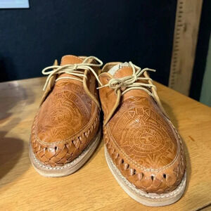 Aztec Calendar Haurache Shoes